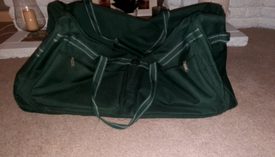 giant holdall